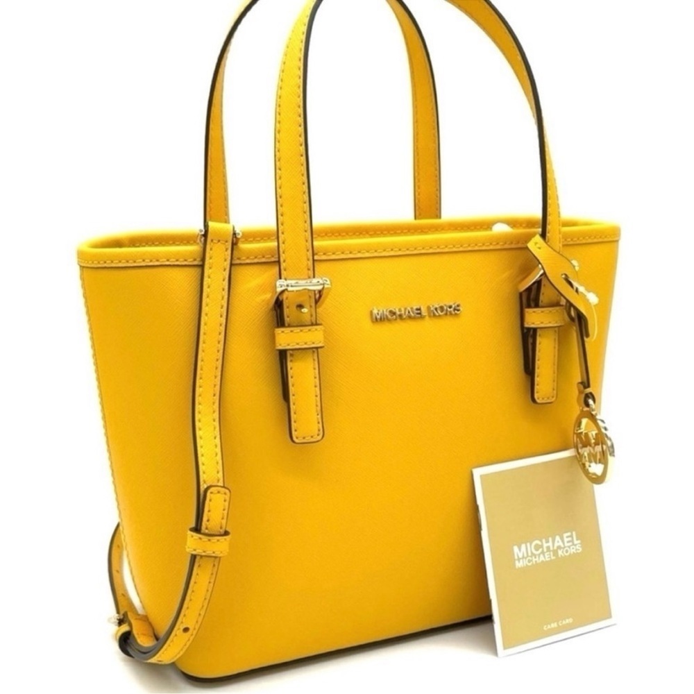 Michael Kors Xsmall Top Zip Tote Crossbody
Bag Jasmine
Yellow - Picture 2 of 8